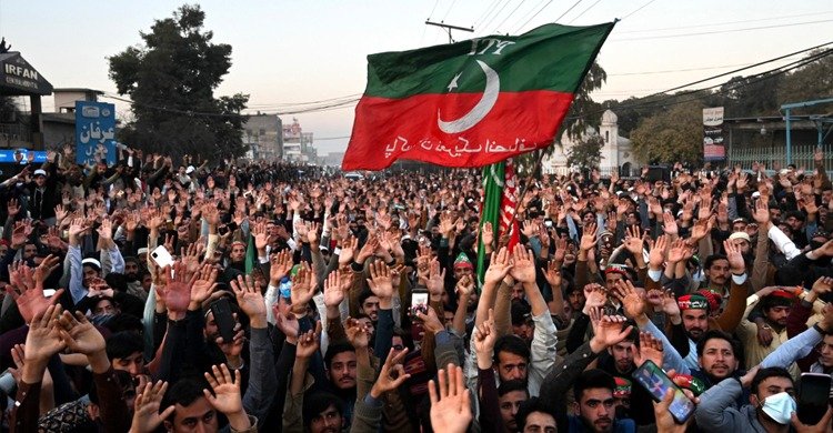 সরকার গড়তে না পারলে ‘শক্তিশালী বিরোধী দল’ হবে পিটিআই