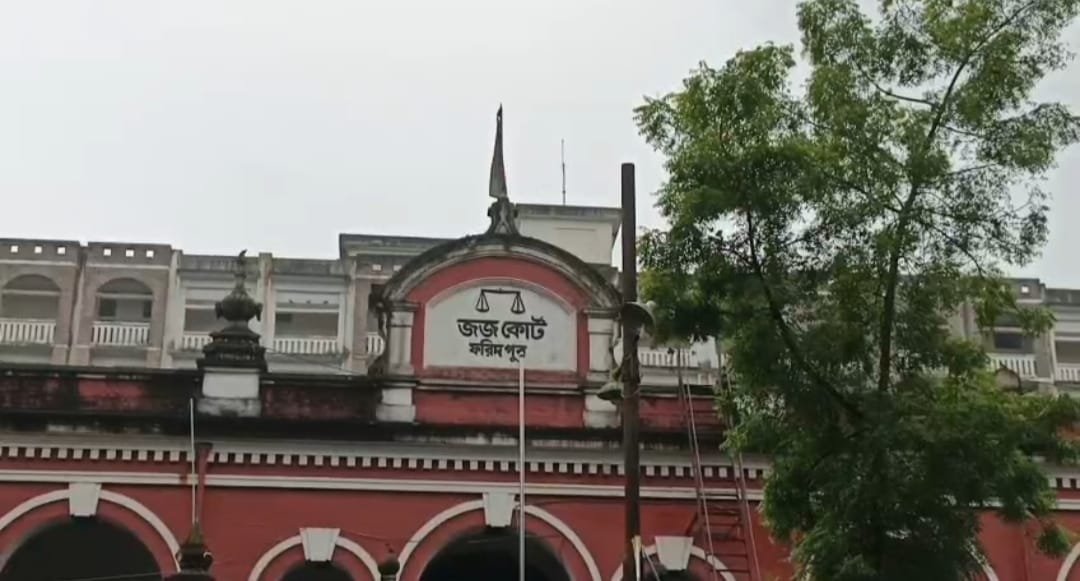 ফরিদপুরে ইজিবাইক চালককে হত্যার দায়ে পাঁচজনের মৃত্যুদন্ডের আদেশ